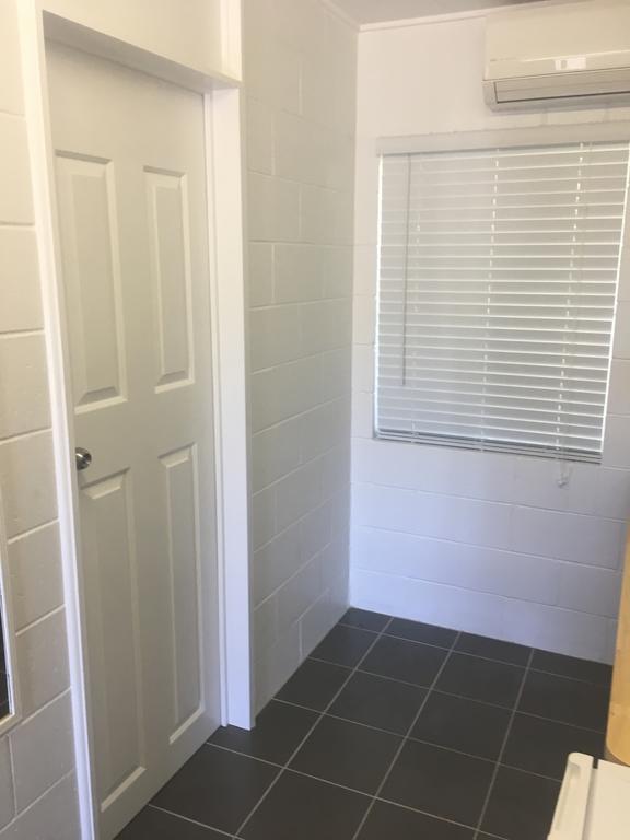 Bororen Motel Eksteriør billede